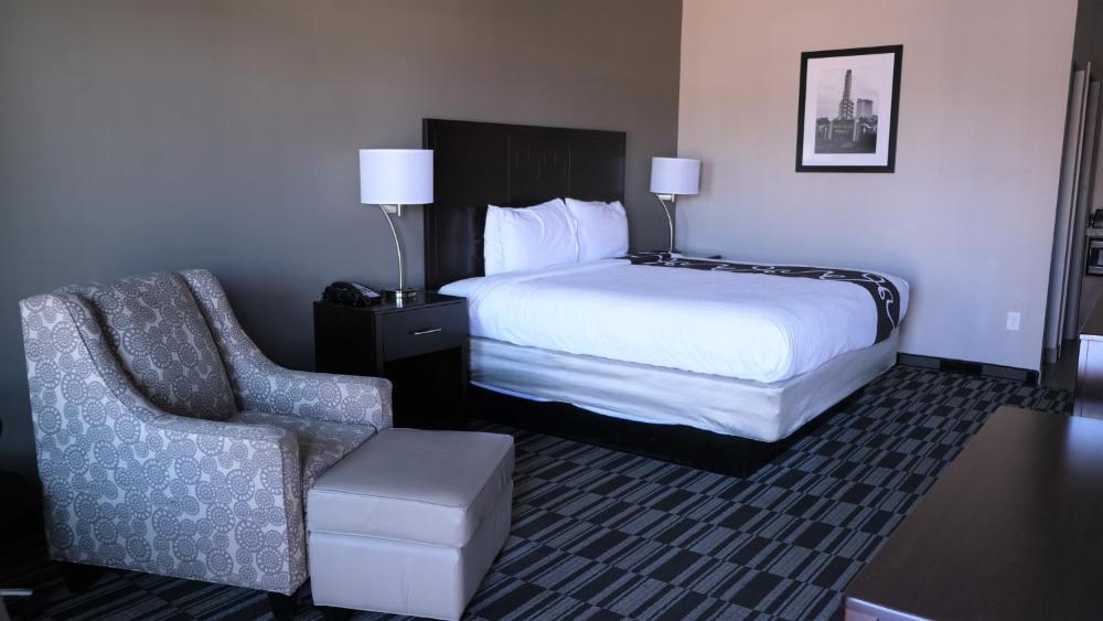 Deluxe Single Room interior